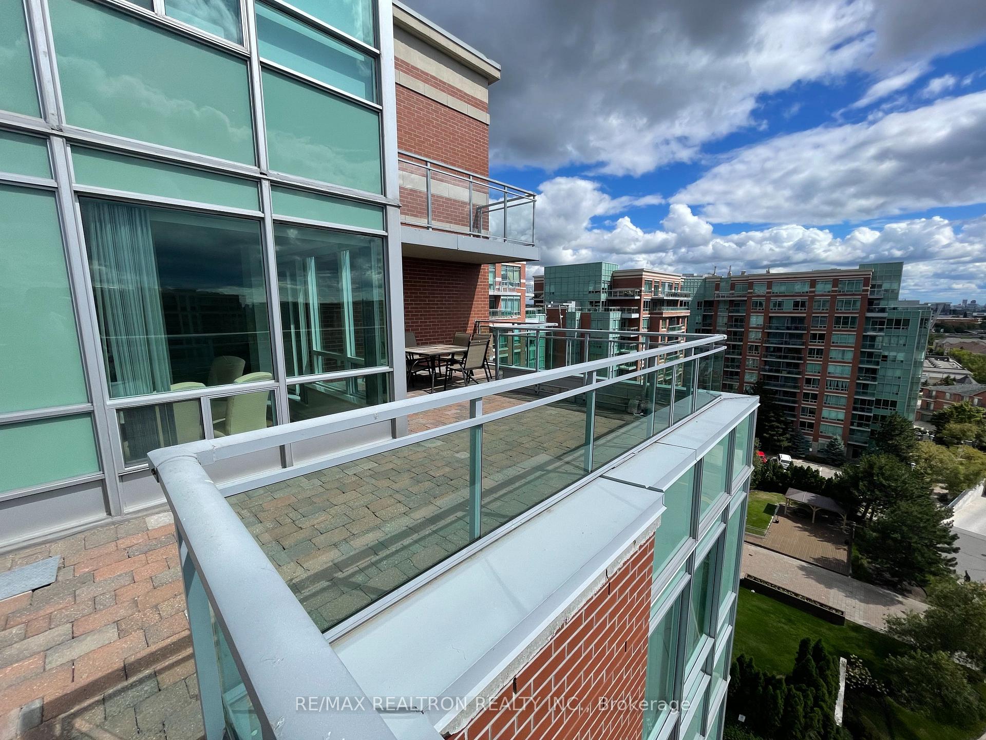 Photo 27 of Unit LPH 2, 48 Suncrest Boulevard, Markham, Commerce Valley — HOMEH