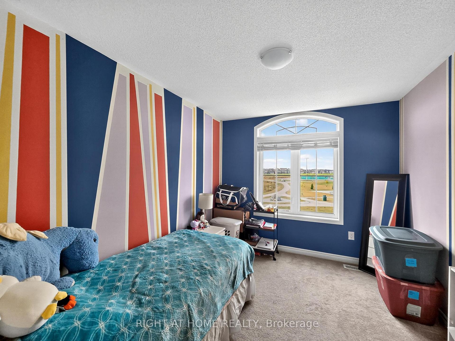 Photo 11 of 77 whitefish Street, Whitby, Lynde Creek — HOMEH
