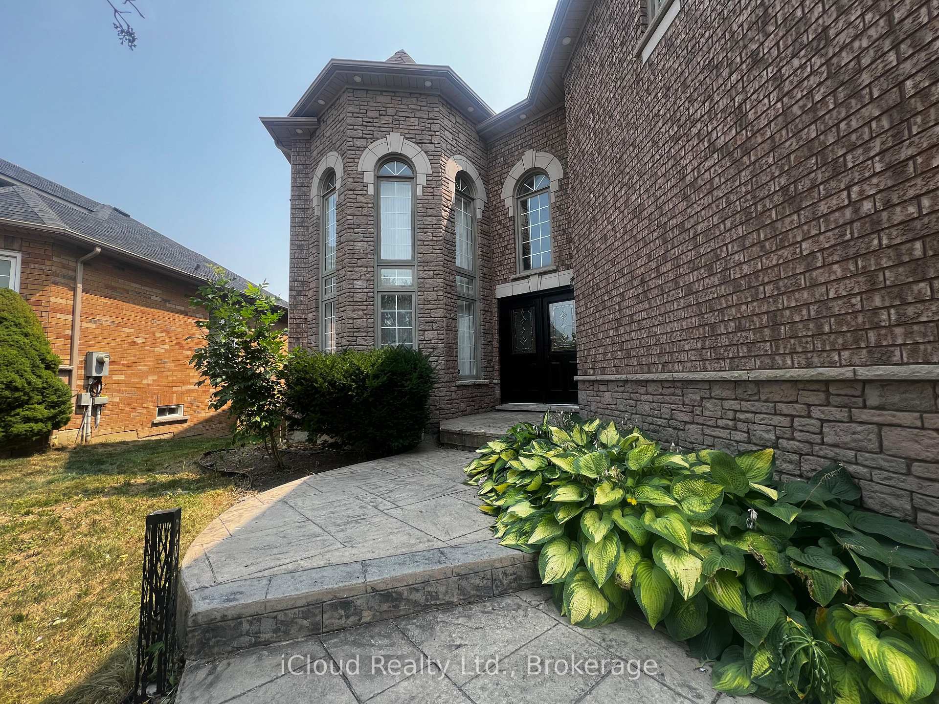 Photo 2 of Unit #Main, 2357 Southcott Road, Pickering, Brock Ridge — HOMEH