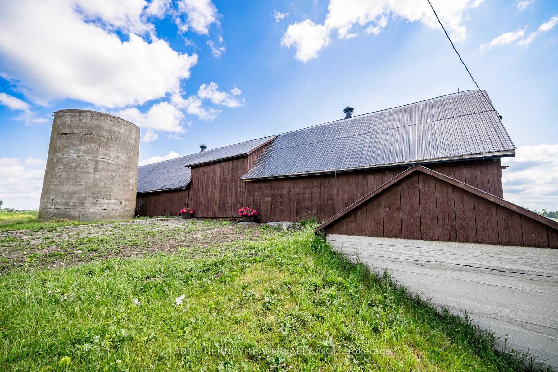 Photo 46 of 275 Scugog 14 Line, Scugog, Rural Scugog — HOMEH