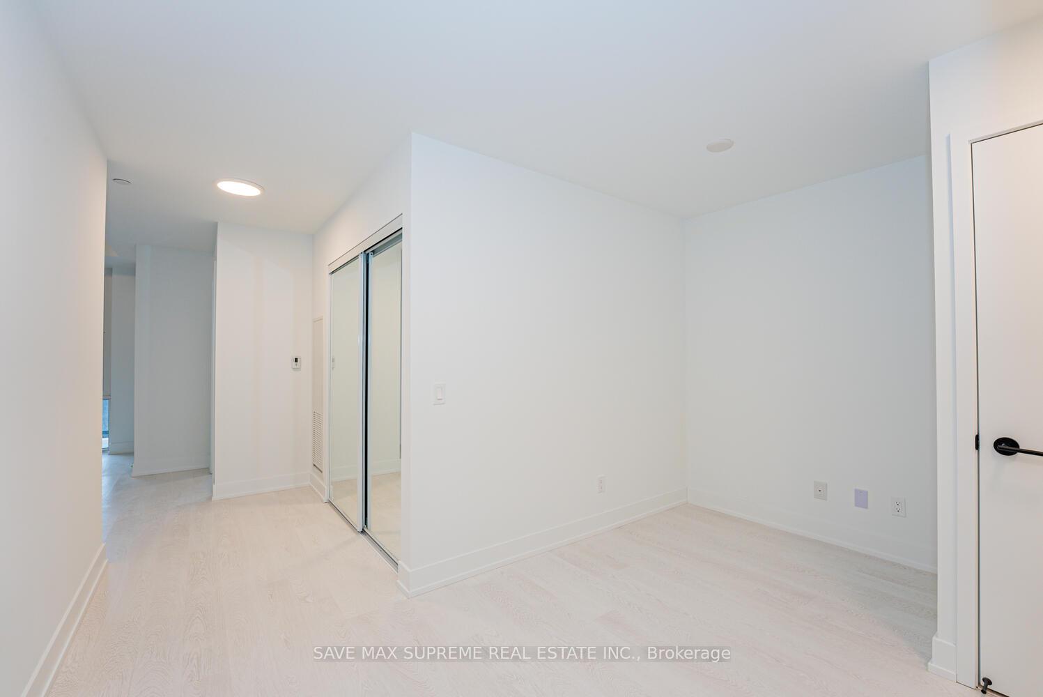 Photo 5 of Unit 911, 308 Jarvis Street, Toronto, Church-Yonge Corridor — HOMEH