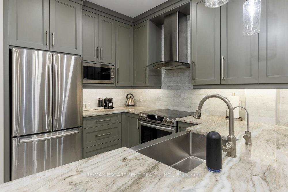 Photo 4 of Unit 102, 208 Bold Street, Hamilton, Durand — HOMEH