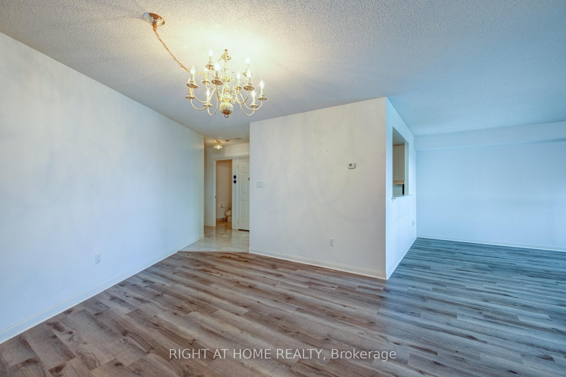 Photo 12 of Unit 1017, 610 Bullock Drive, Markham, Markville — HOMEH