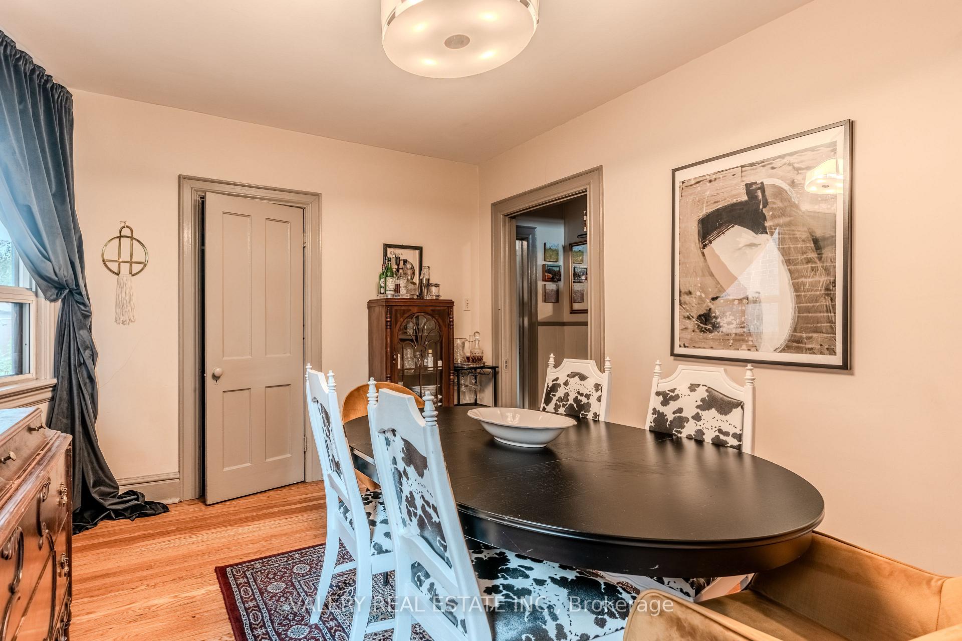 Photo 11 of Unit Upper, 154 Victor Avenue, Toronto, North Riverdale — HOMEH