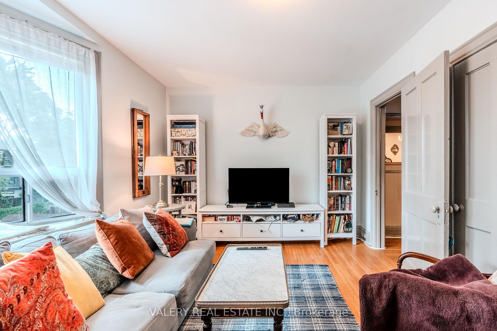Photo 17 of Unit Upper, 154 Victor Avenue, Toronto, North Riverdale — HOMEH