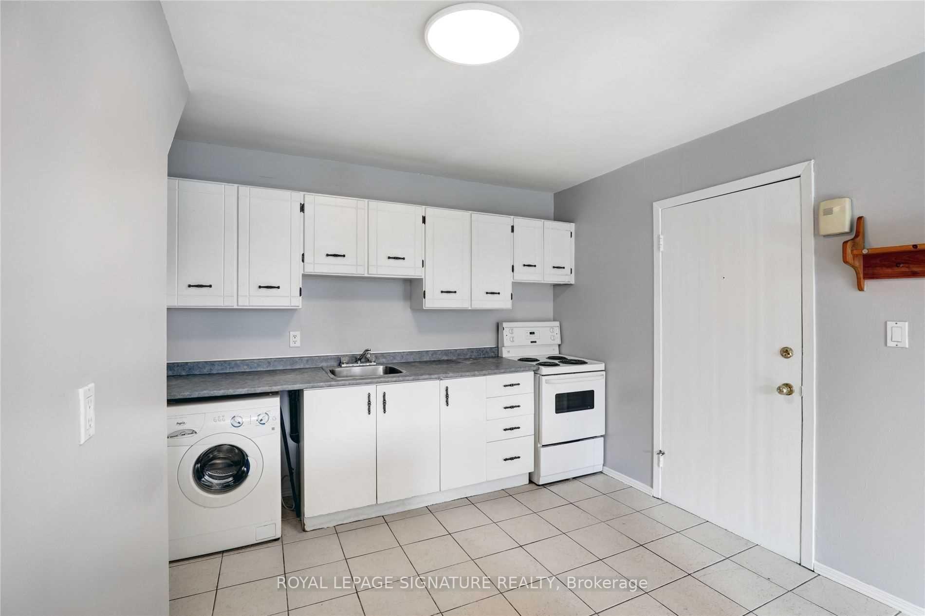 Photo 10 of Unit 2, 937 Danforth Avenue, Toronto, Blake-Jones — HOMEH