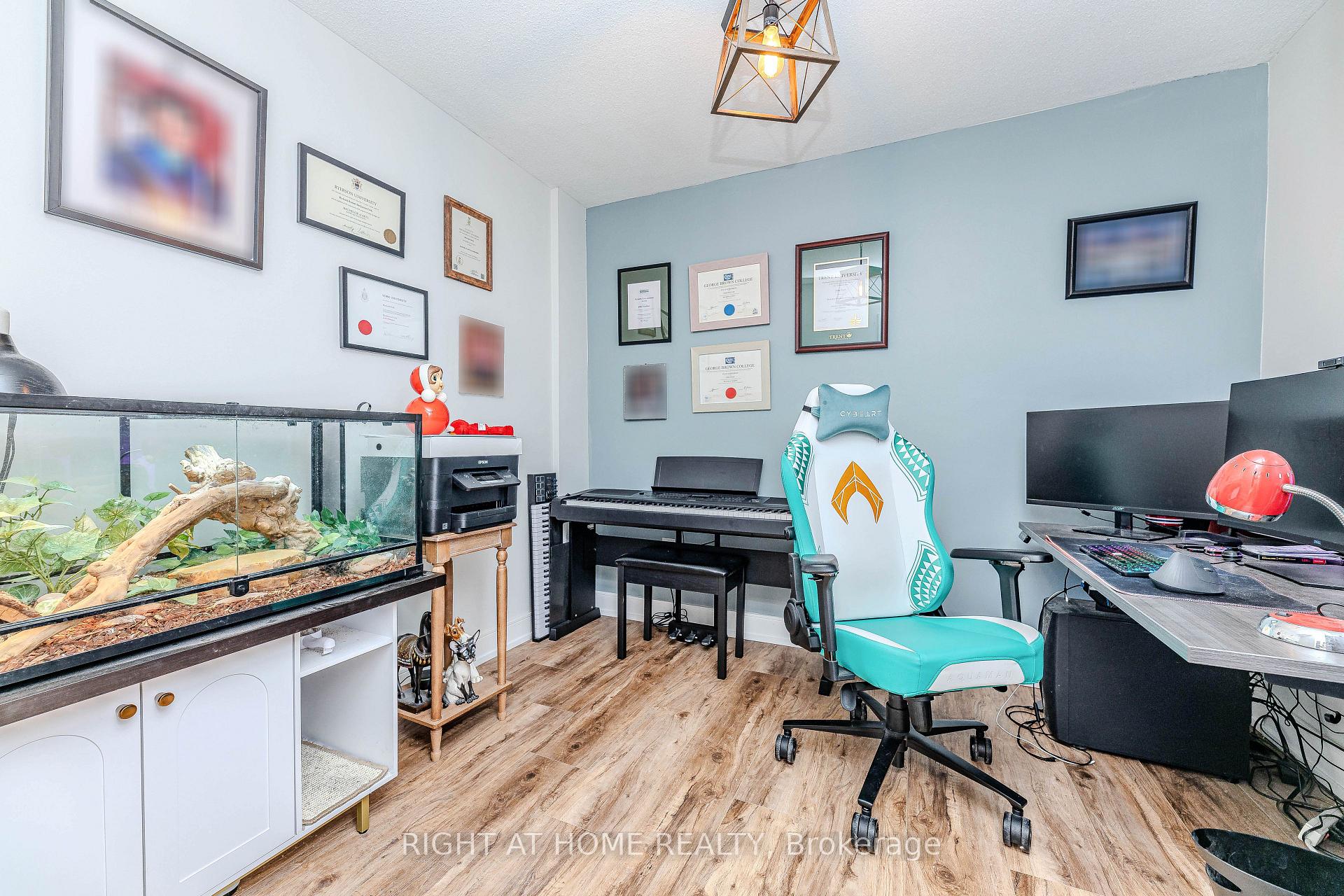 Photo 19 of Unit 202, 16 Elgin Street, Markham, Thornhill — HOMEH