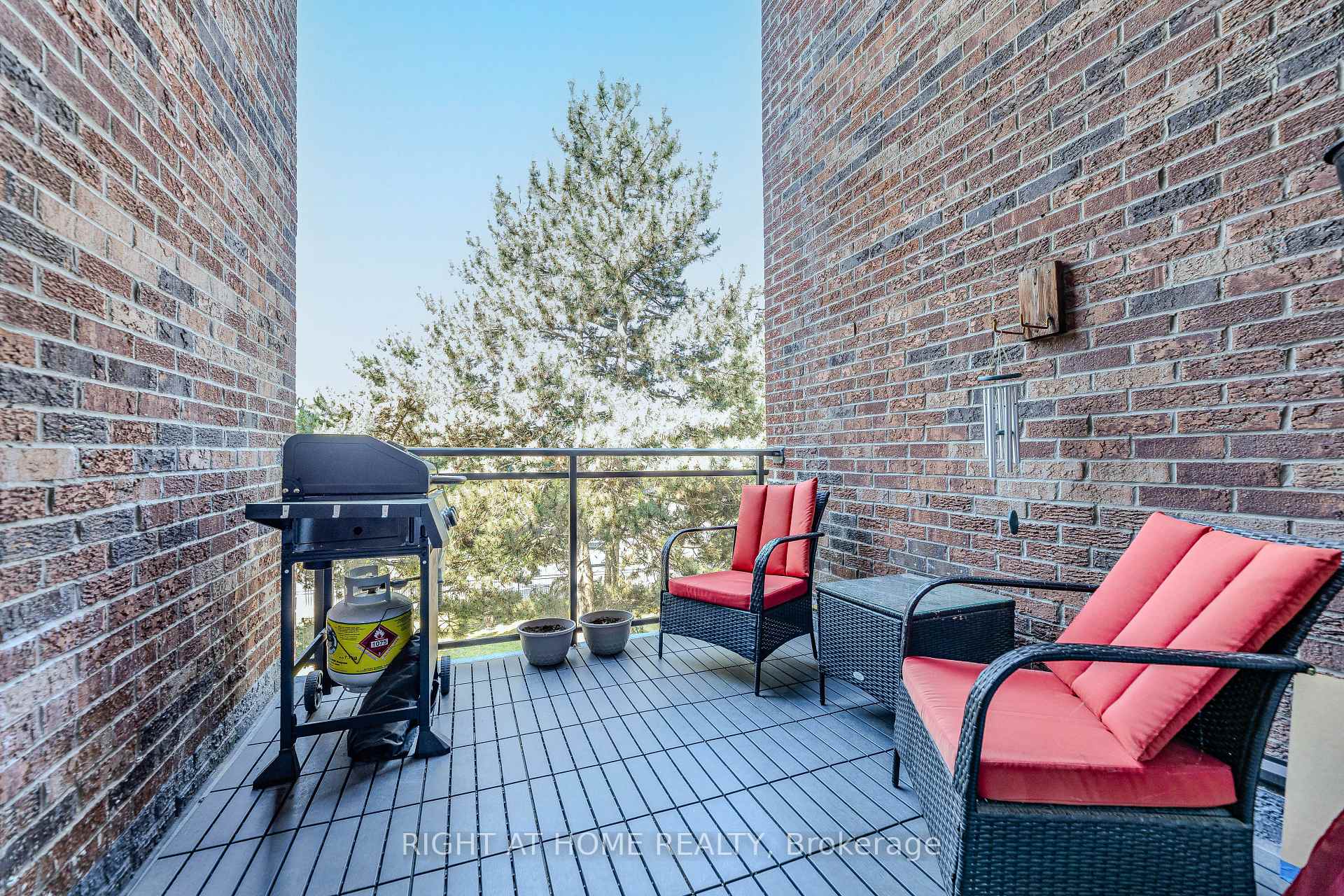 Photo 25 of Unit 202, 16 Elgin Street, Markham, Thornhill — HOMEH