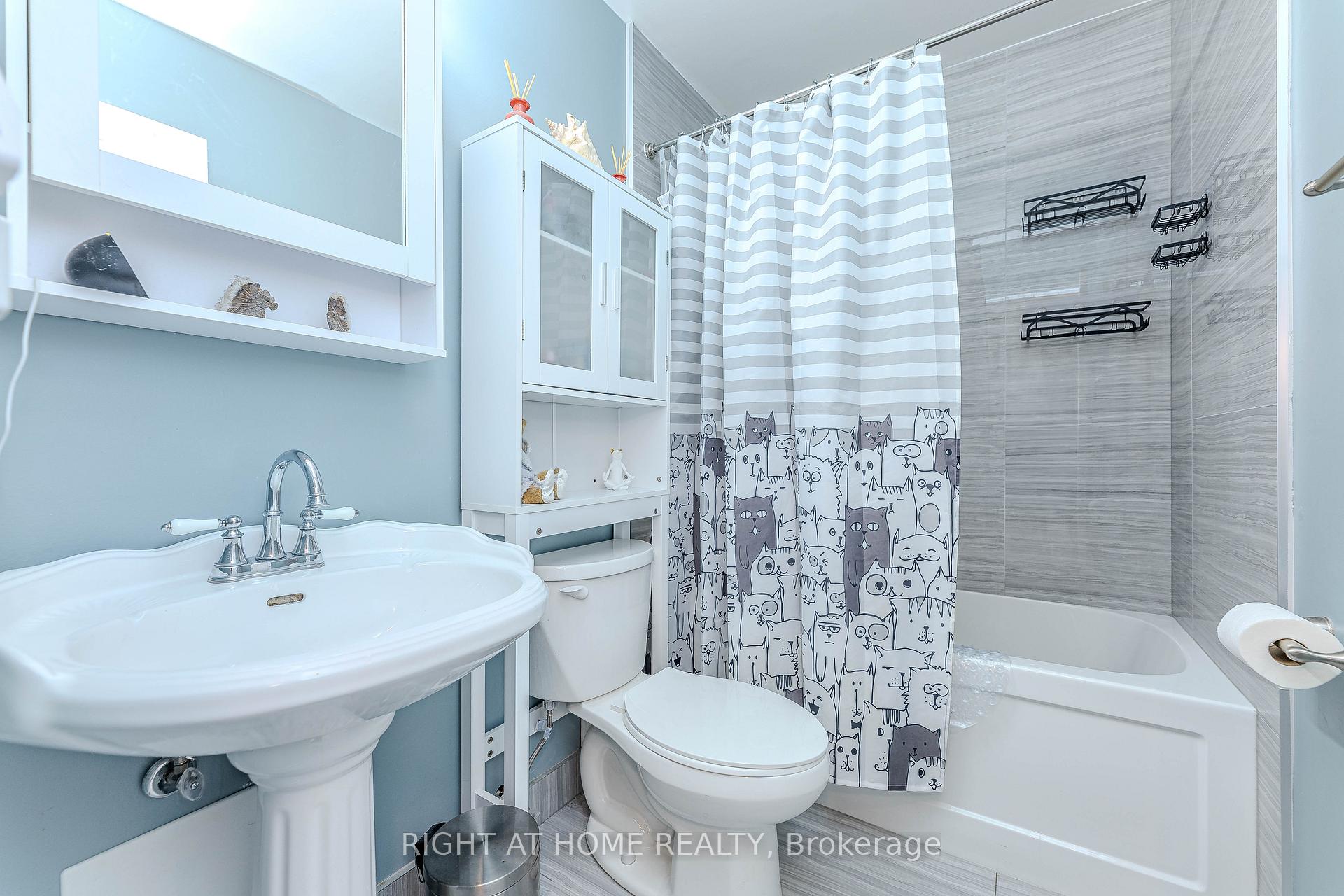 Photo 28 of Unit 202, 16 Elgin Street, Markham, Thornhill — HOMEH
