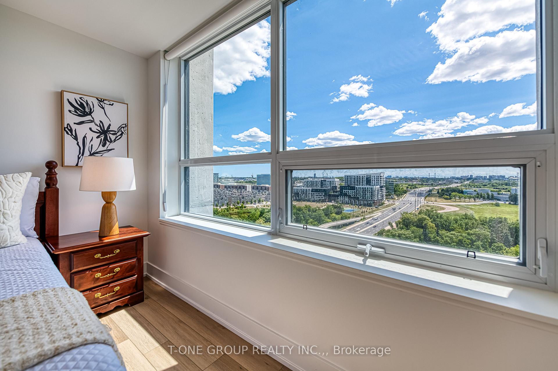 Photo 18 of Unit 1905, 8 Cedarland Drive, Markham, Unionville — HOMEH
