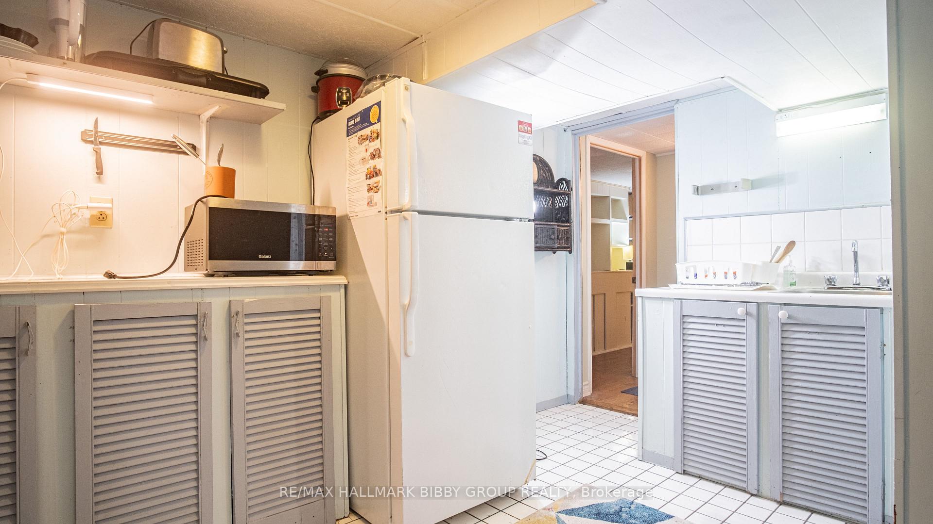 Photo 2 of Unit Lower, 33 Holland Avenue, Toronto, East York — HOMEH