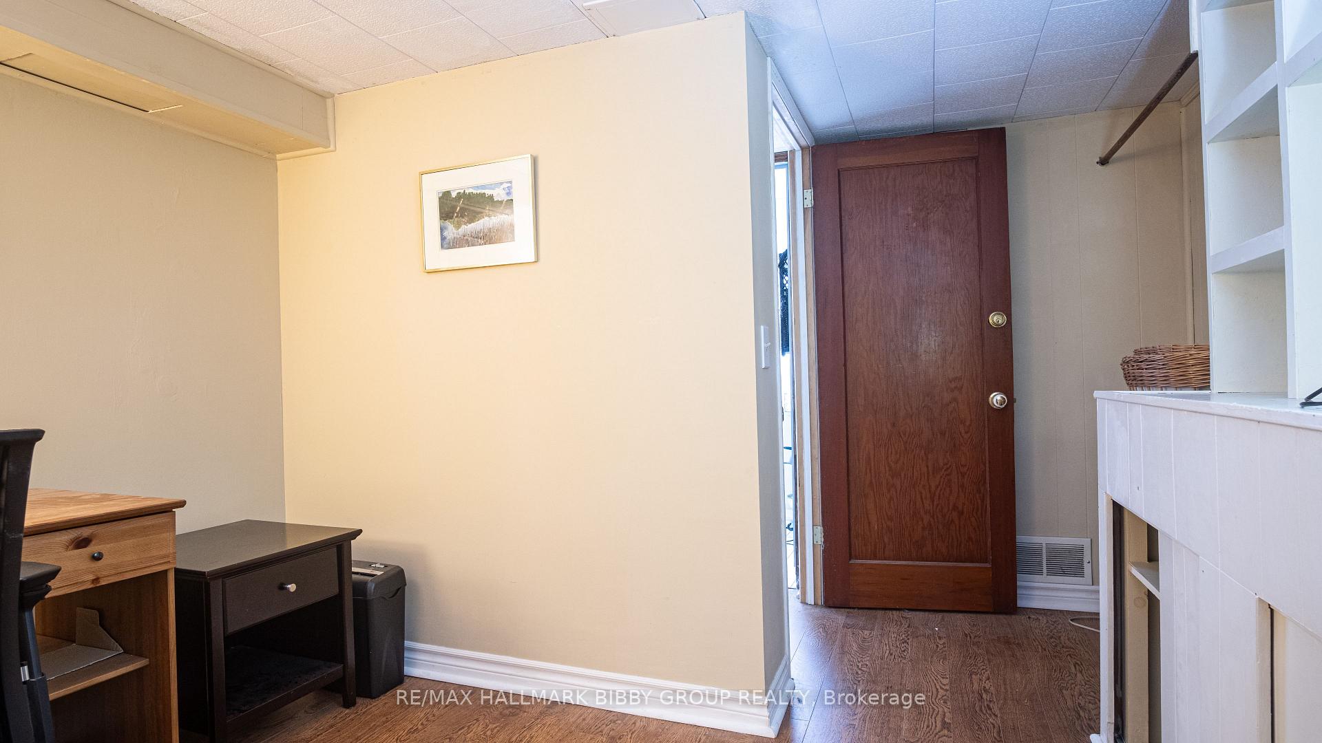 Photo 4 of Unit Lower, 33 Holland Avenue, Toronto, East York — HOMEH