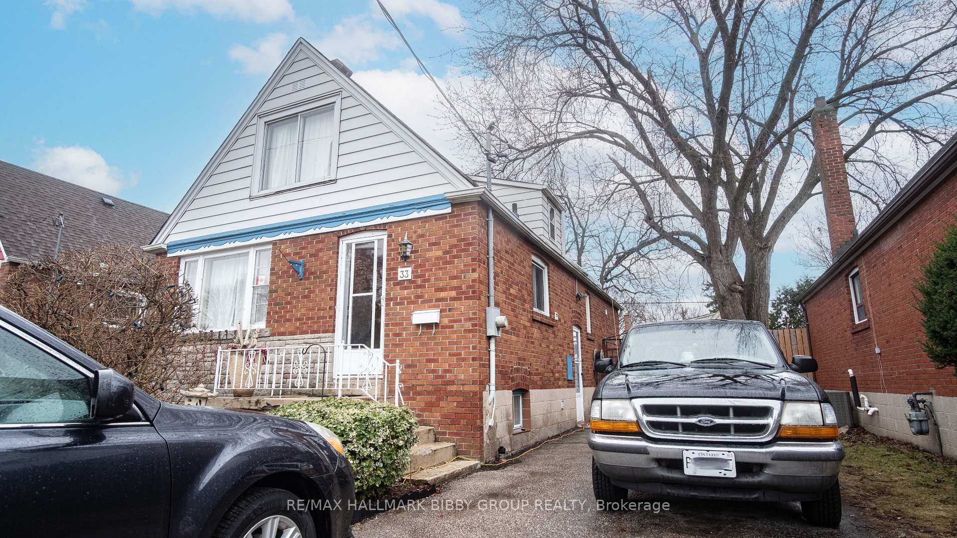 Photo 12 of Unit Lower, 33 Holland Avenue, Toronto, East York — HOMEH