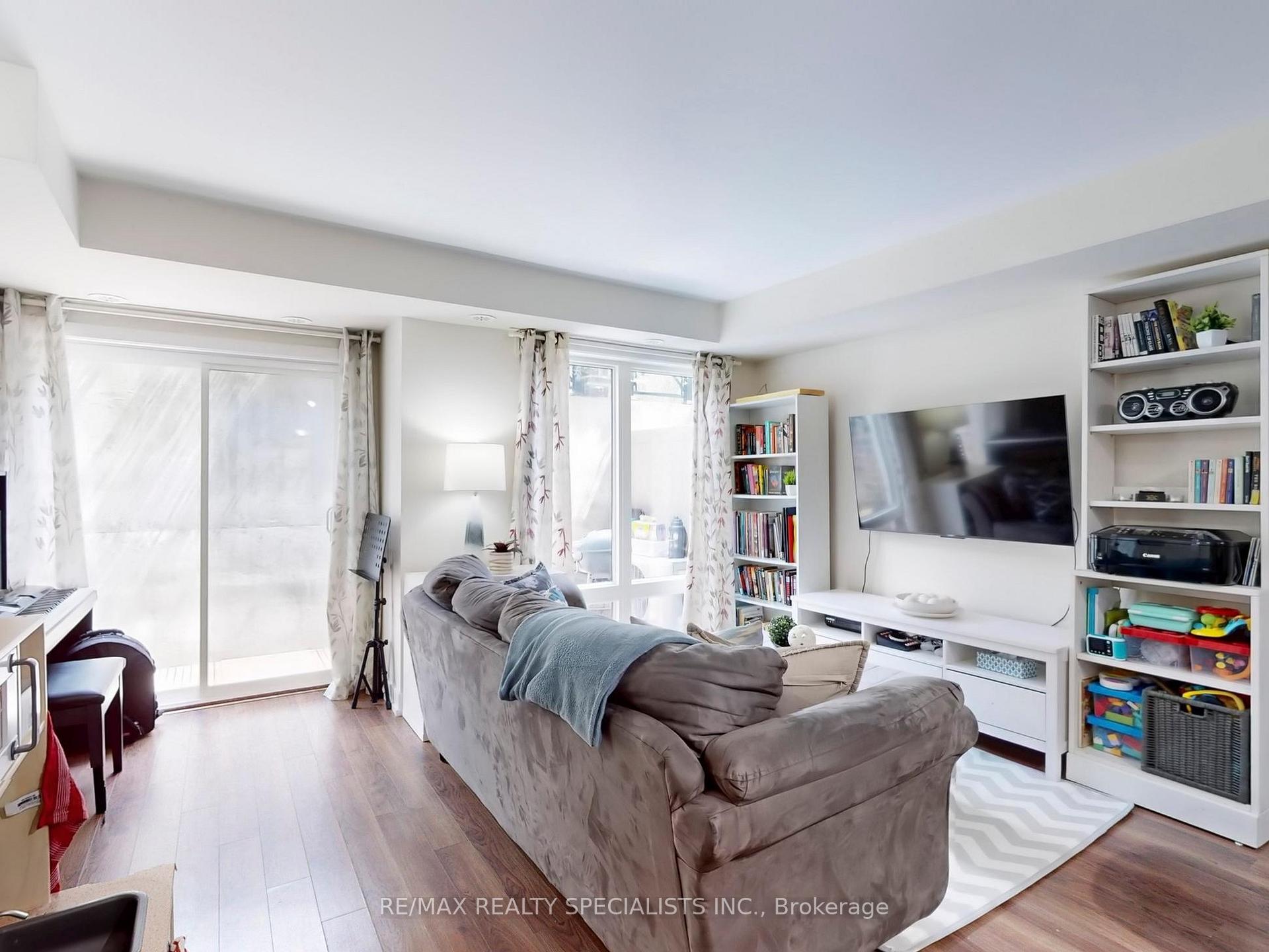 Photo 4 of Unit 817, 1 Blanche Lane, Markham, Cornell — HOMEH