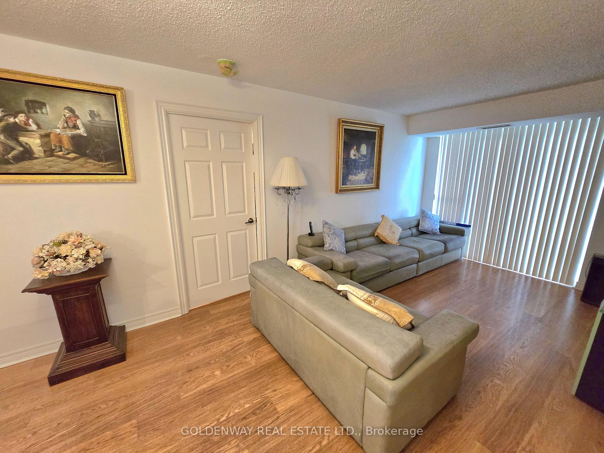 Photo 12 of Unit 821, 33 Cox Boulevard, Markham, Unionville — HOMEH