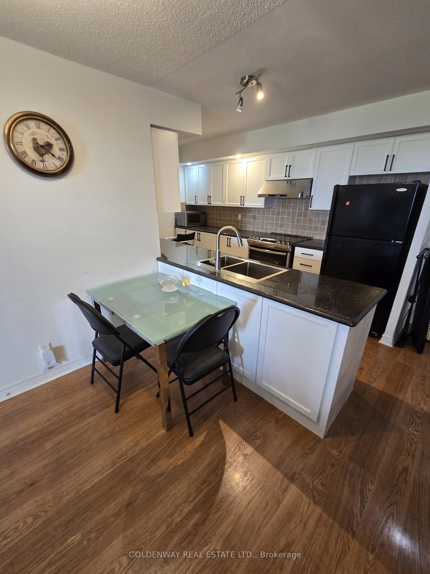 Photo 2 of Unit 821, 33 Cox Boulevard, Markham, Unionville — HOMEH