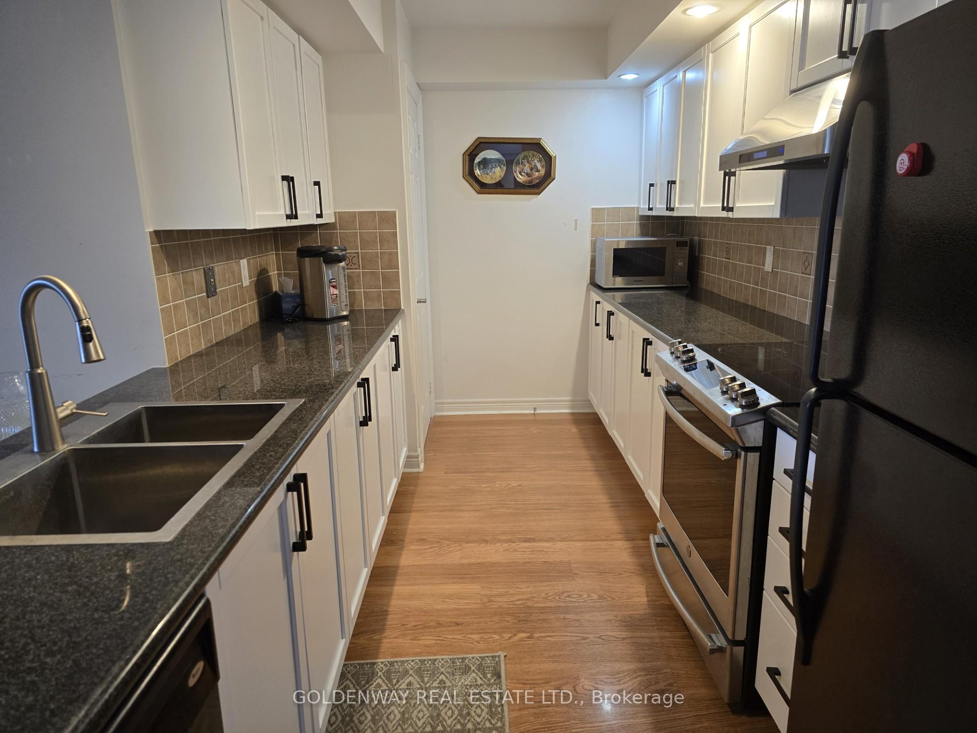 Photo 13 of Unit 821, 33 Cox Boulevard, Markham, Unionville — HOMEH