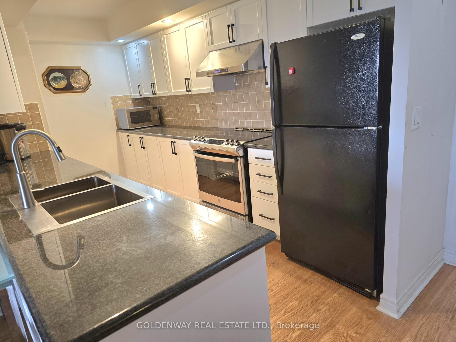 Photo 4 of Unit 821, 33 Cox Boulevard, Markham, Unionville — HOMEH