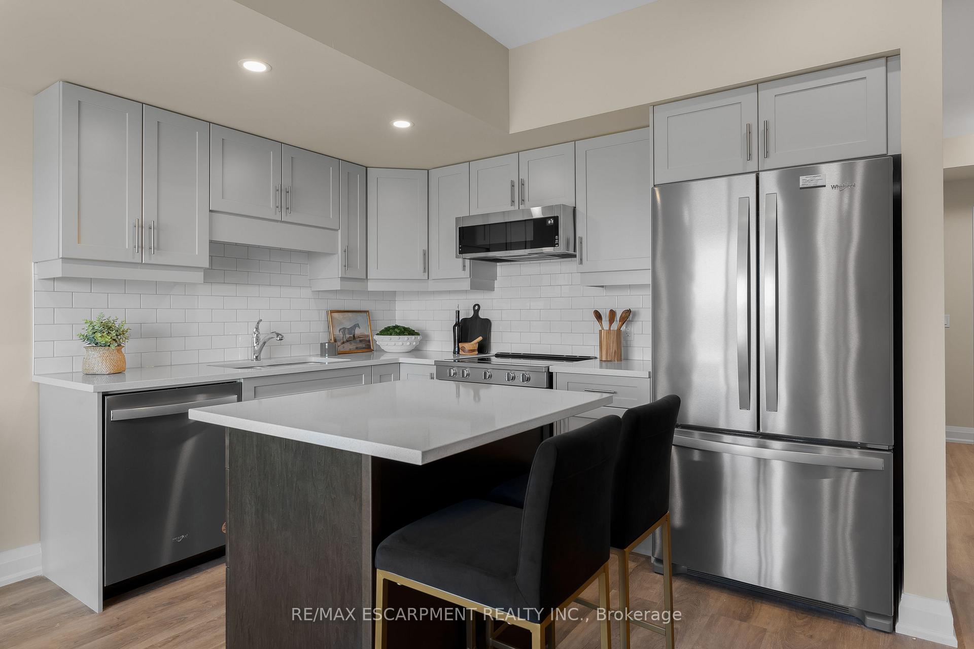 Photo 13 of Unit 314, 118 Summersides Boulevard, Pelham, Fonthill — HOMEH