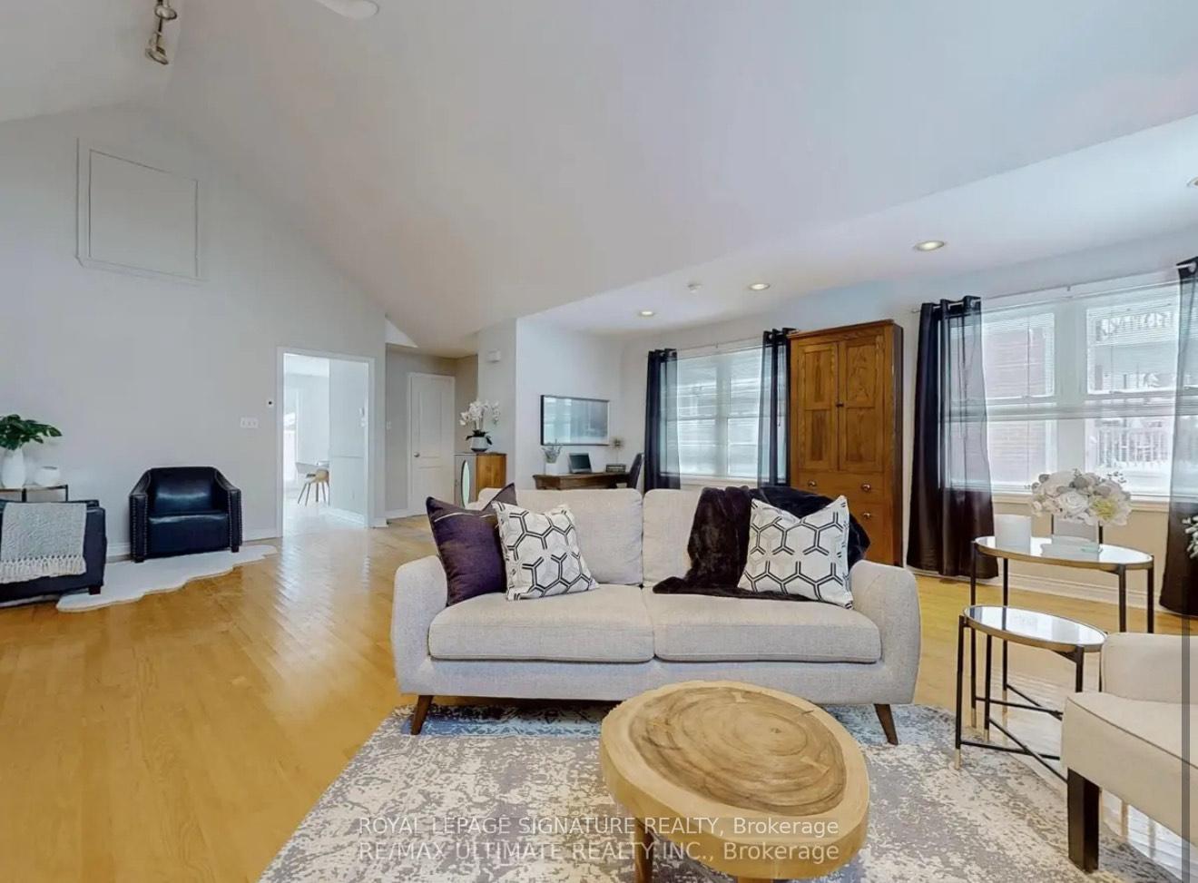 Photo 6 of 467 Poplar Avenue, Ajax, South East — HOMEH