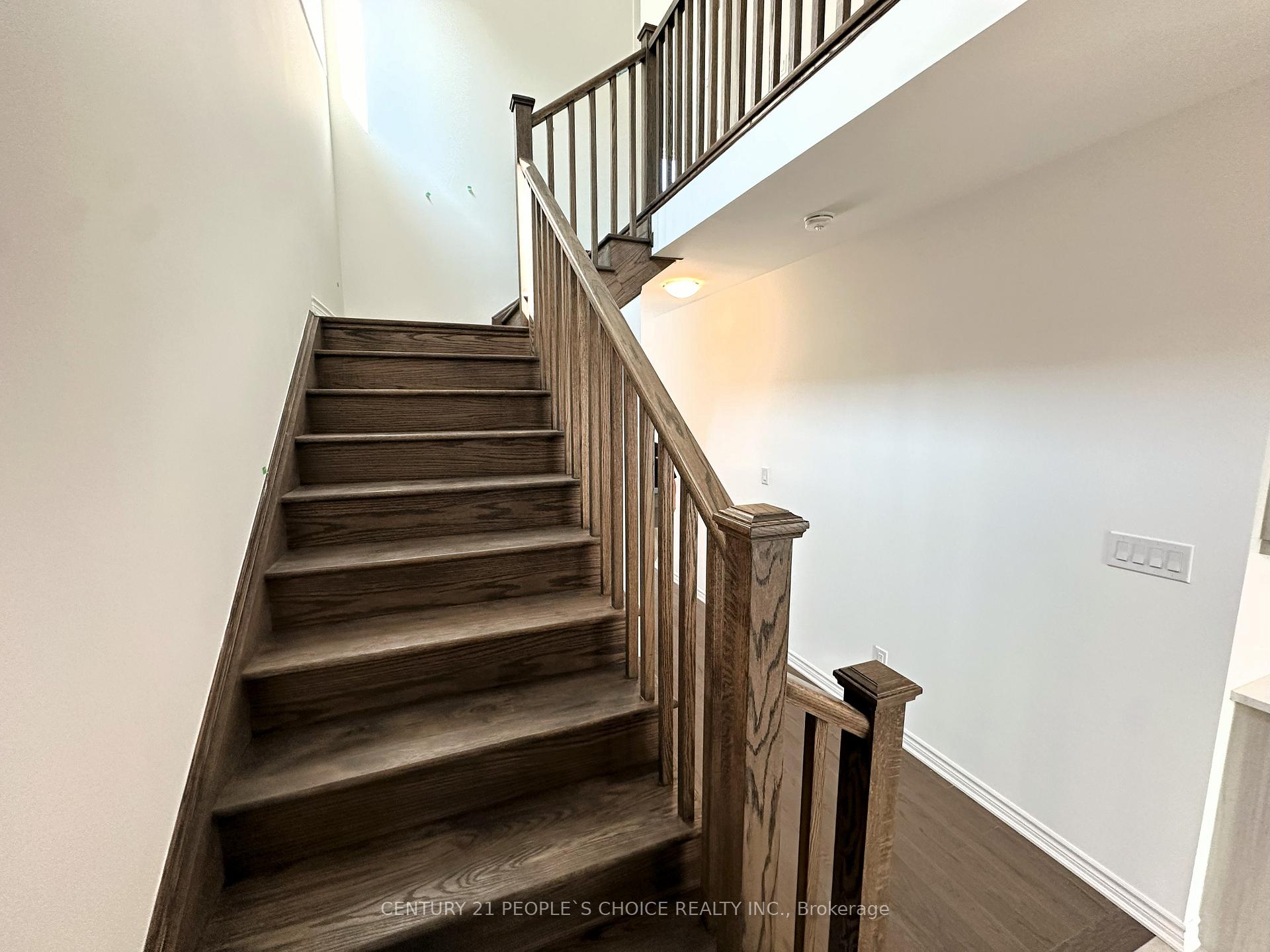 Photo 7 of 3323 Marchington Square, Pickering, Rural Pickering — HOMEH