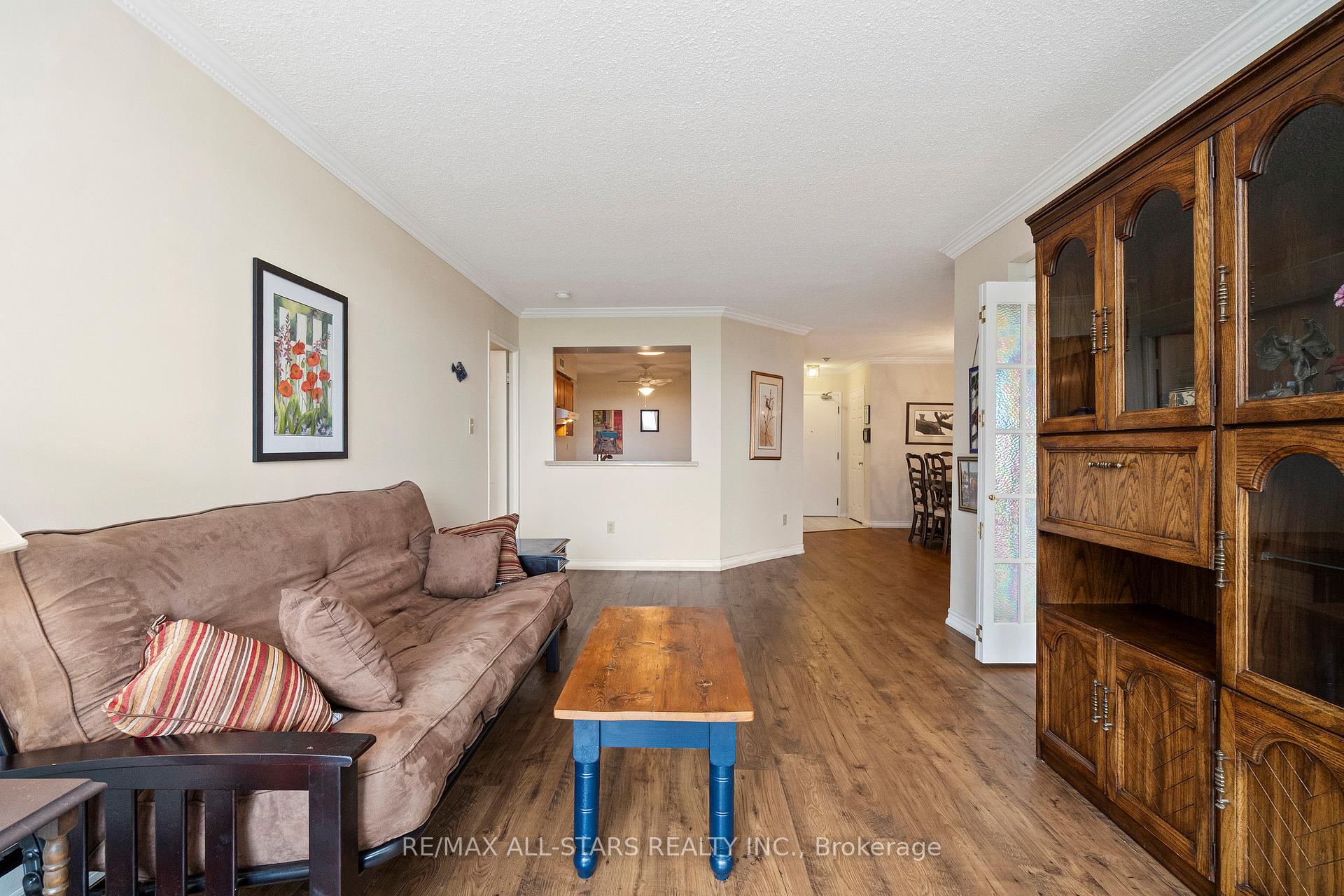 Photo 14 of Unit 822, 25 Austin Drive, Markham, Markville — HOMEH