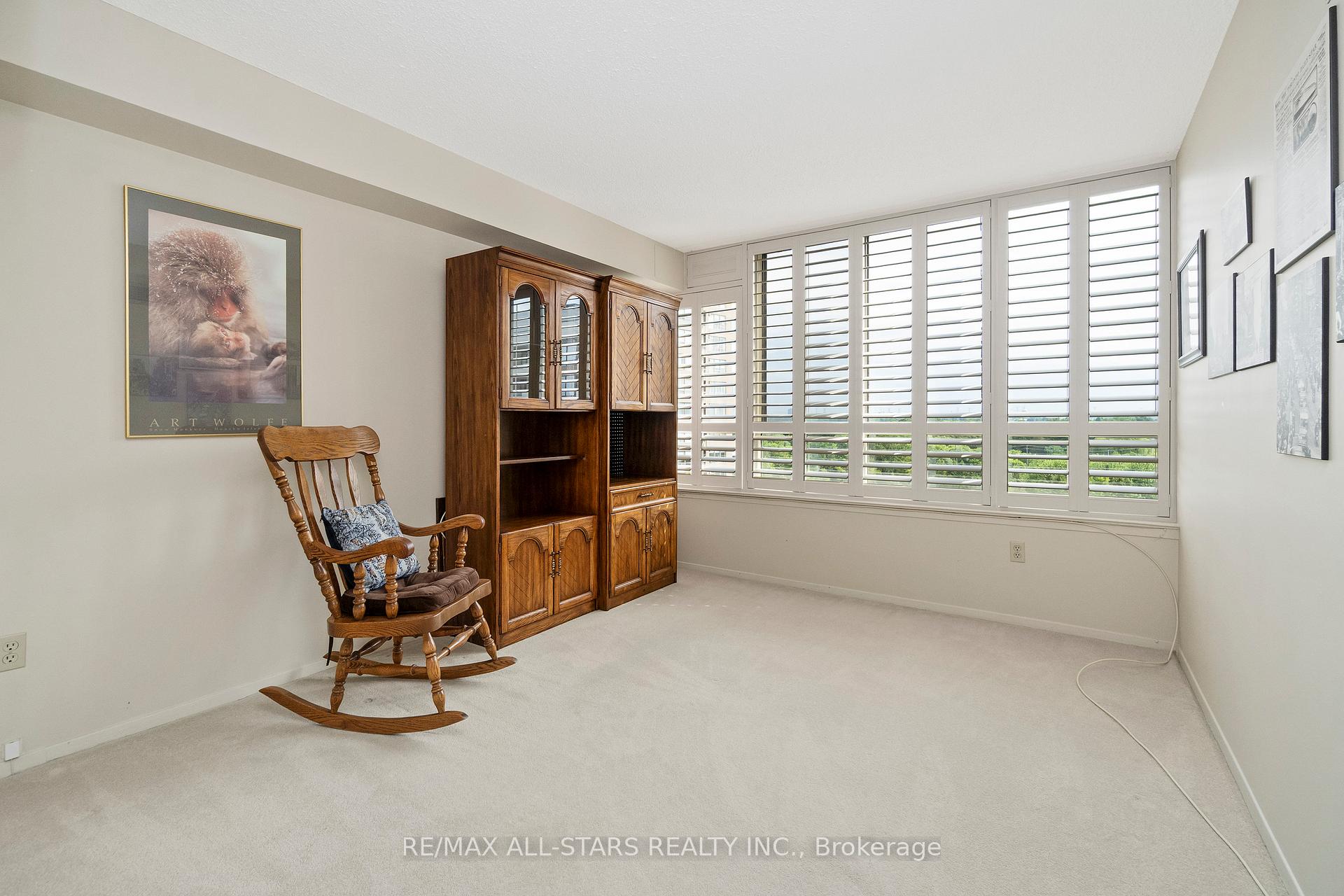 Photo 18 of Unit 822, 25 Austin Drive, Markham, Markville — HOMEH