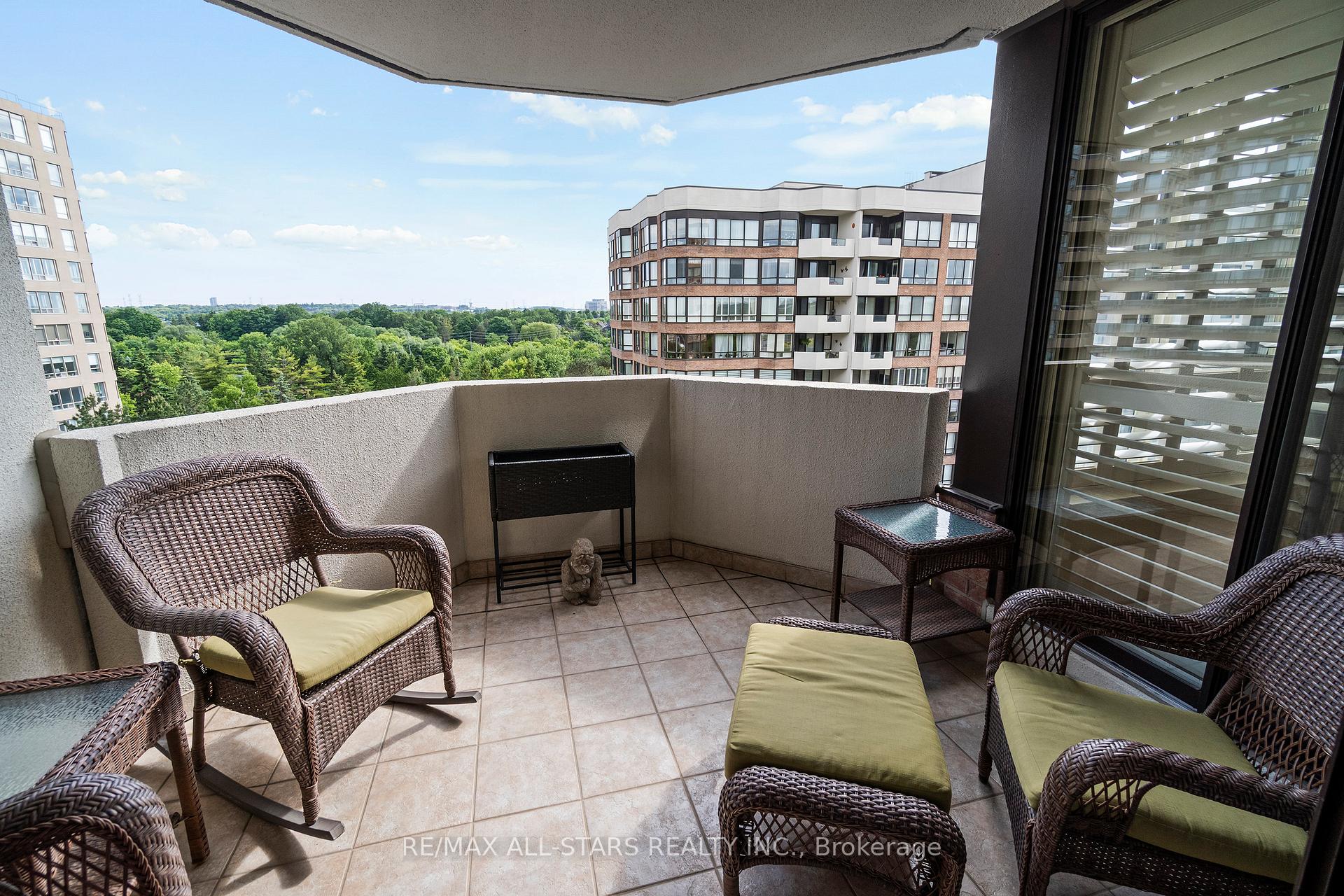 Photo 28 of Unit 822, 25 Austin Drive, Markham, Markville — HOMEH
