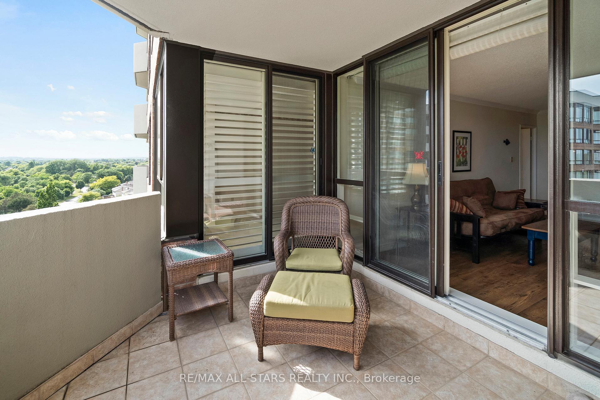 Photo 24 of Unit 822, 25 Austin Drive, Markham, Markville — HOMEH