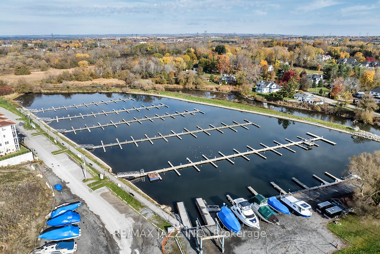 Photo 2 of Unit 126, 50 Lakebreeze Drive, Clarington, Newcastle — HOMEH