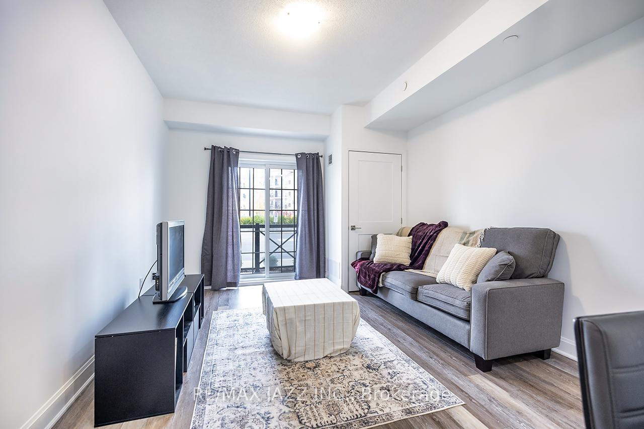 Photo 23 of Unit 126, 50 Lakebreeze Drive, Clarington, Newcastle — HOMEH