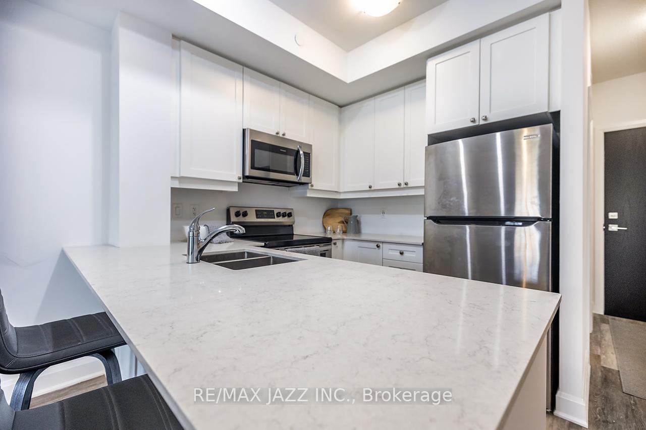 Photo 9 of Unit 126, 50 Lakebreeze Drive, Clarington, Newcastle — HOMEH