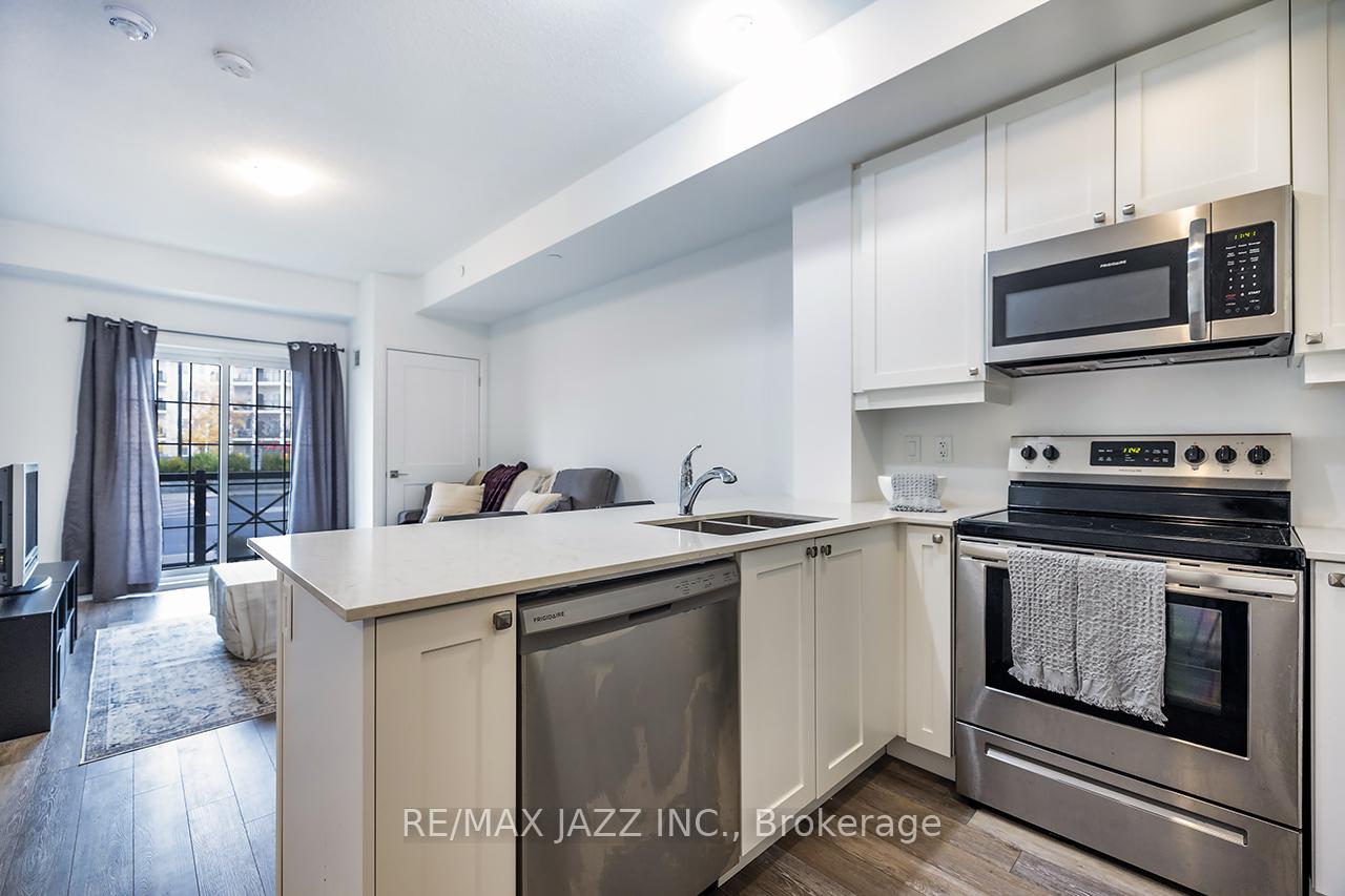 Photo 24 of Unit 126, 50 Lakebreeze Drive, Clarington, Newcastle — HOMEH
