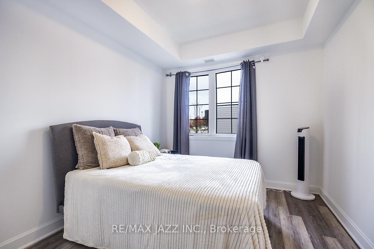 Photo 7 of Unit 126, 50 Lakebreeze Drive, Clarington, Newcastle — HOMEH