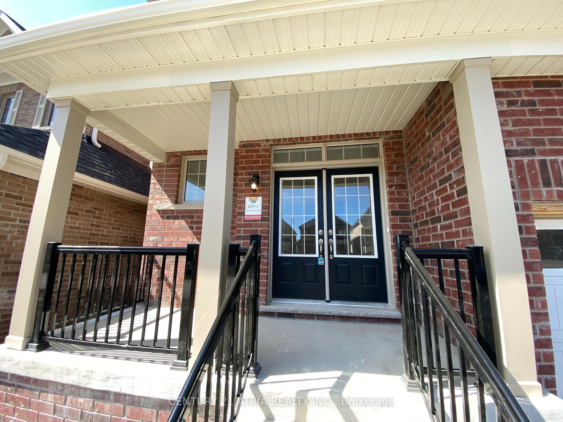 Photo 12 of 42 Jack Potts Way, Clarington, Courtice — HOMEH