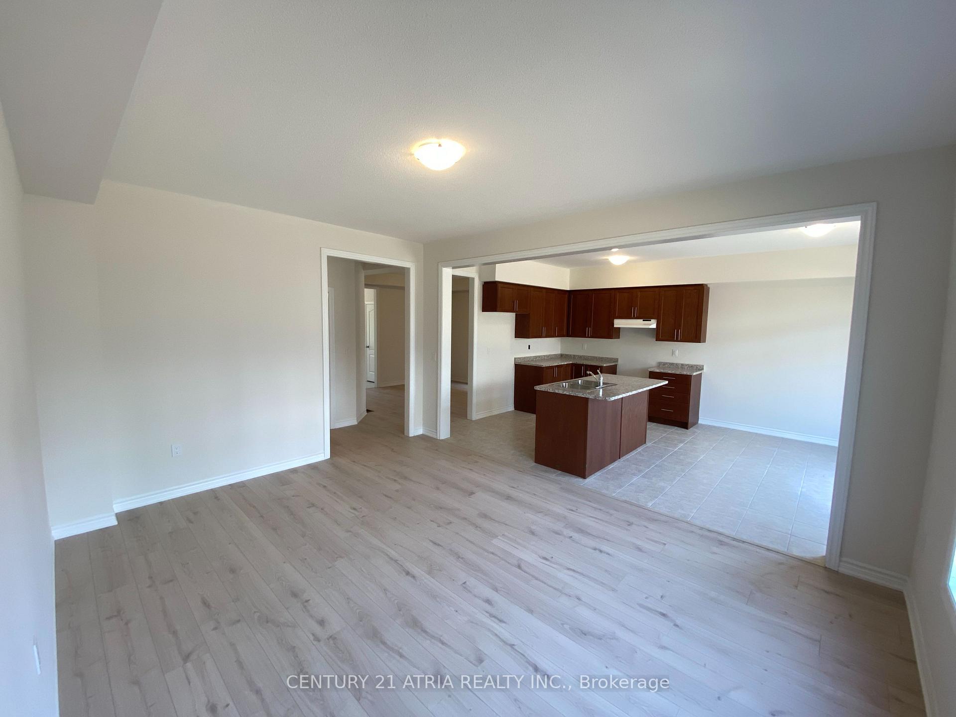 Photo 18 of 42 Jack Potts Way, Clarington, Courtice — HOMEH