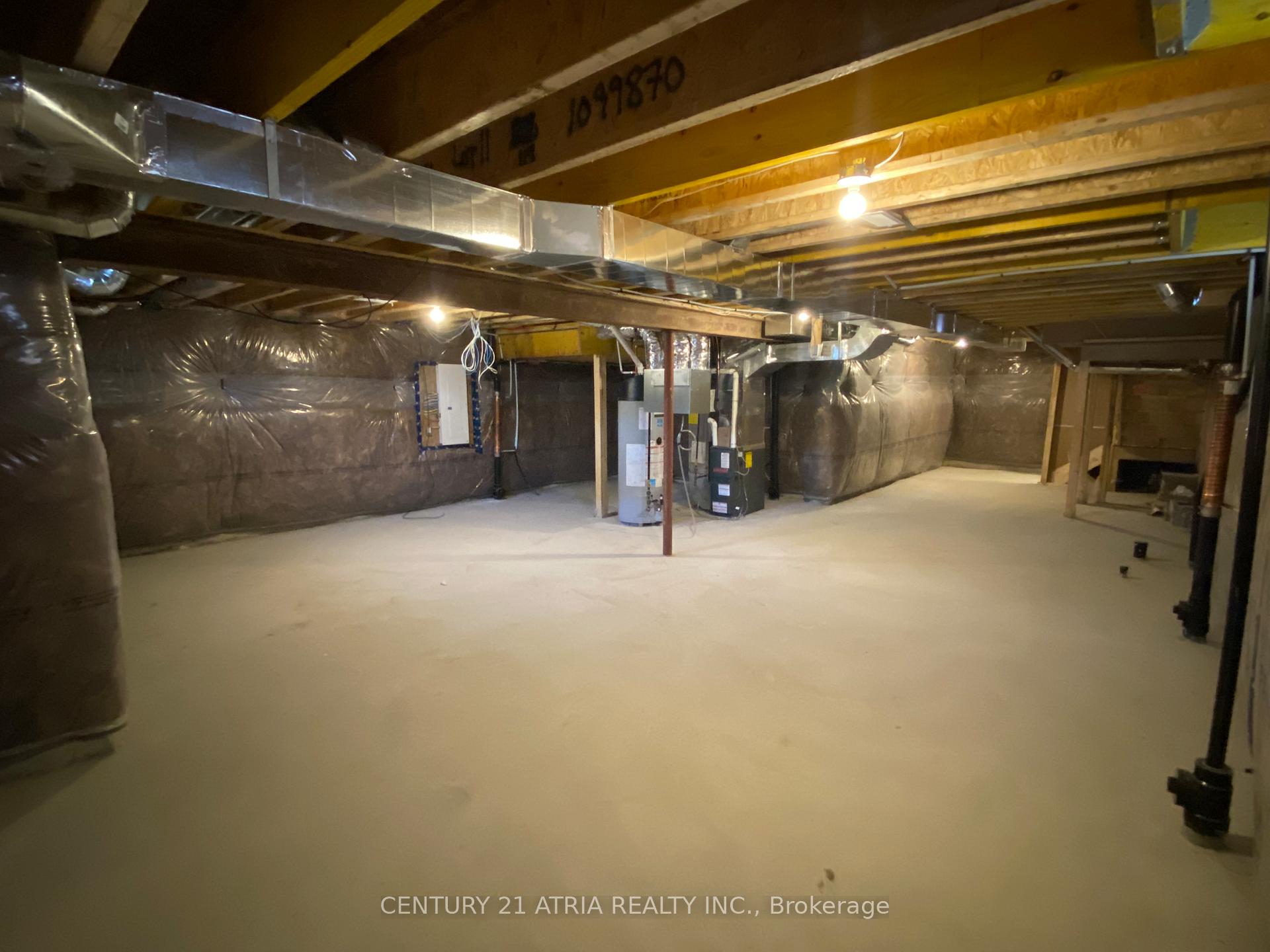 Photo 19 of 42 Jack Potts Way, Clarington, Courtice — HOMEH