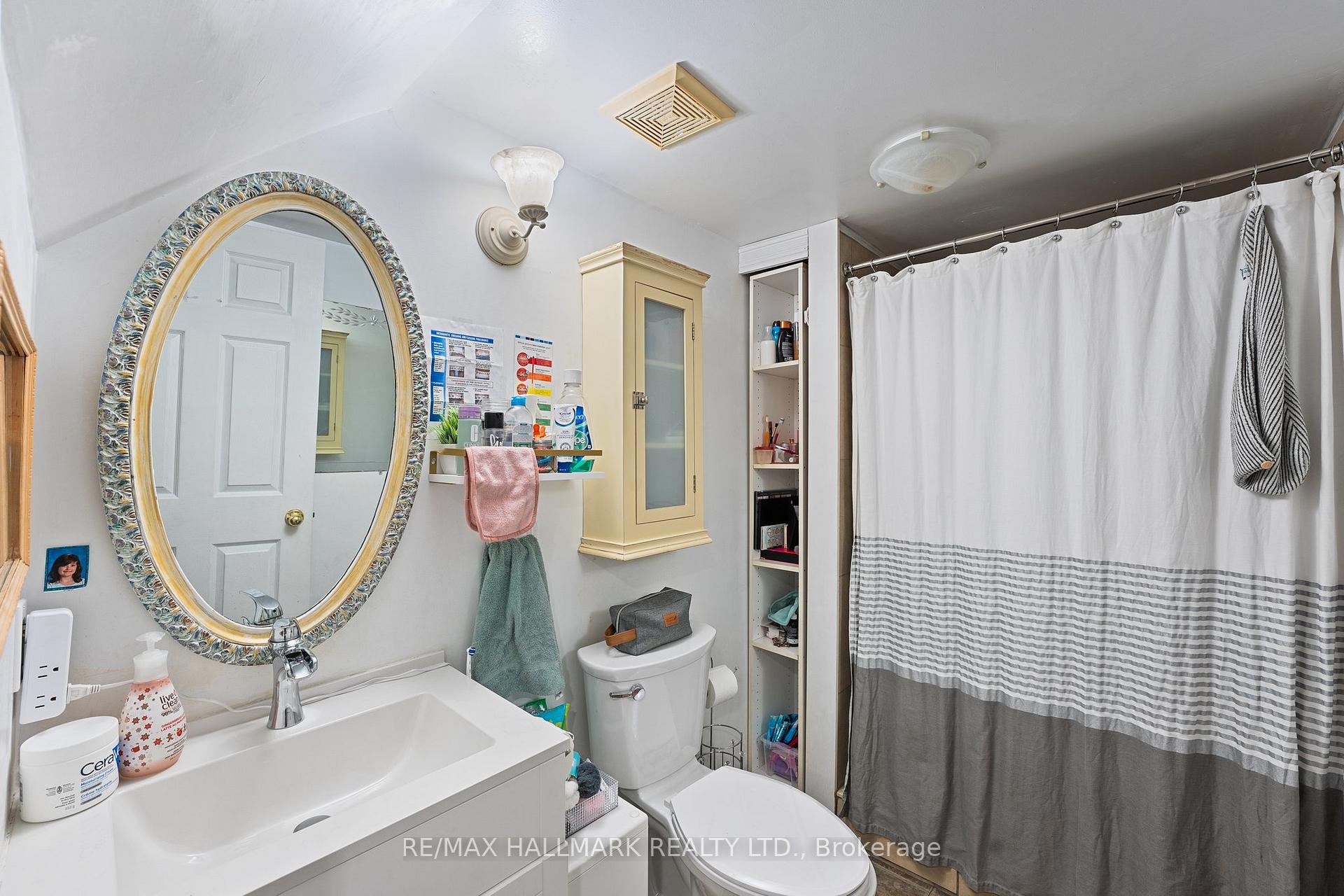 Photo 22 of 24 Firstbrooke Road, Toronto, East End-Danforth — HOMEH