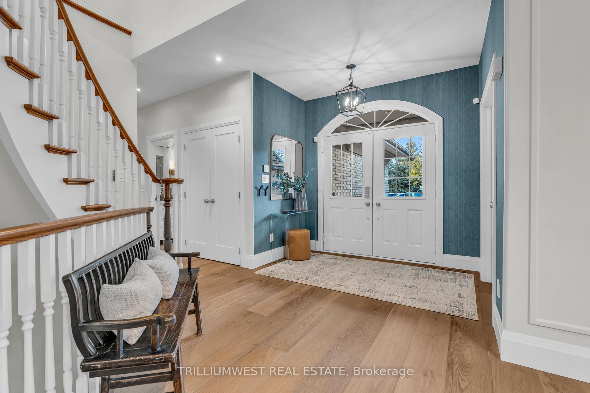 Photo 2 of Unit 9, 260 Deer Ridge Drive, Kitchener — HOMEH