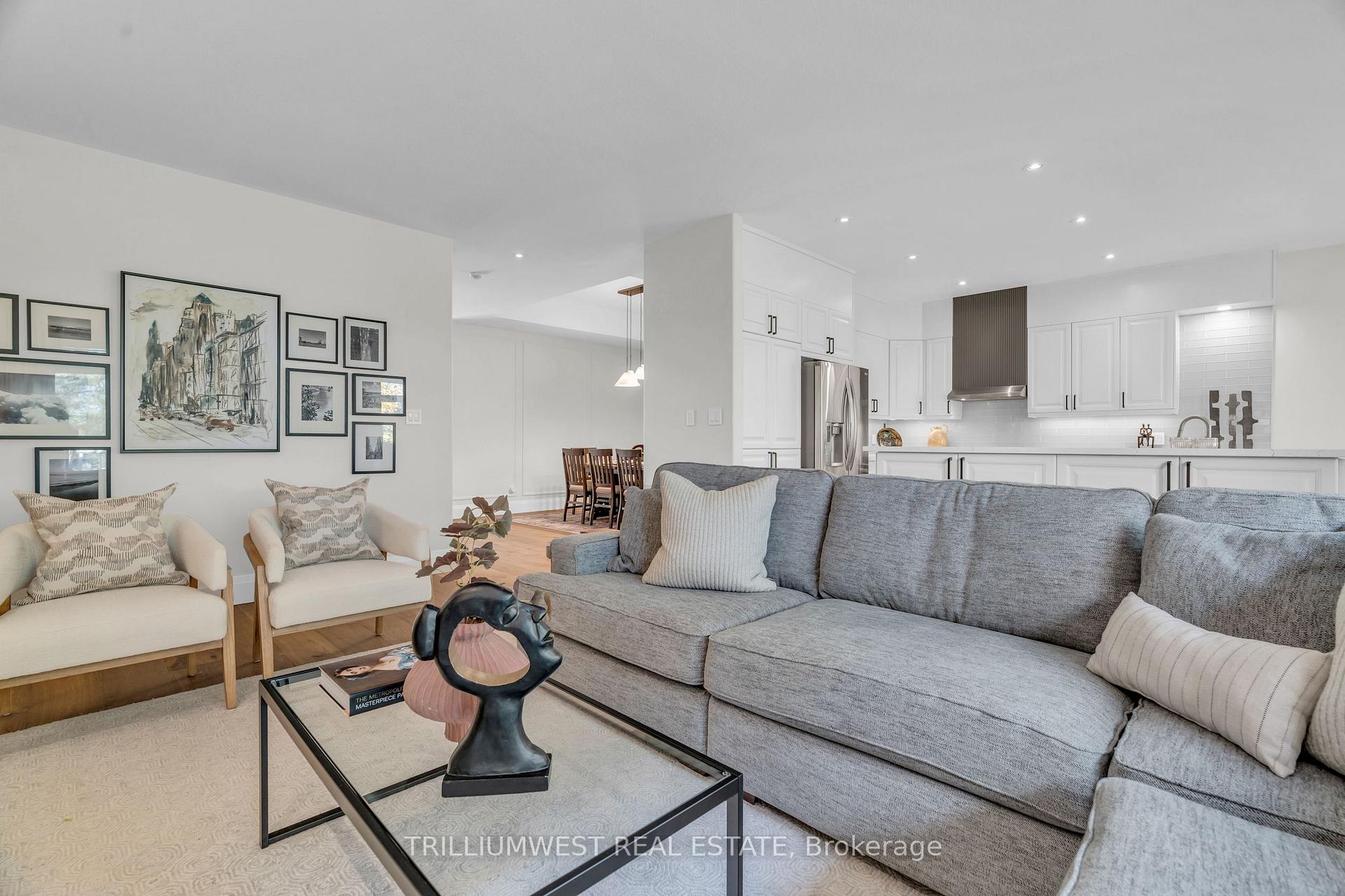 Photo 18 of Unit 9, 260 Deer Ridge Drive, Kitchener — HOMEH