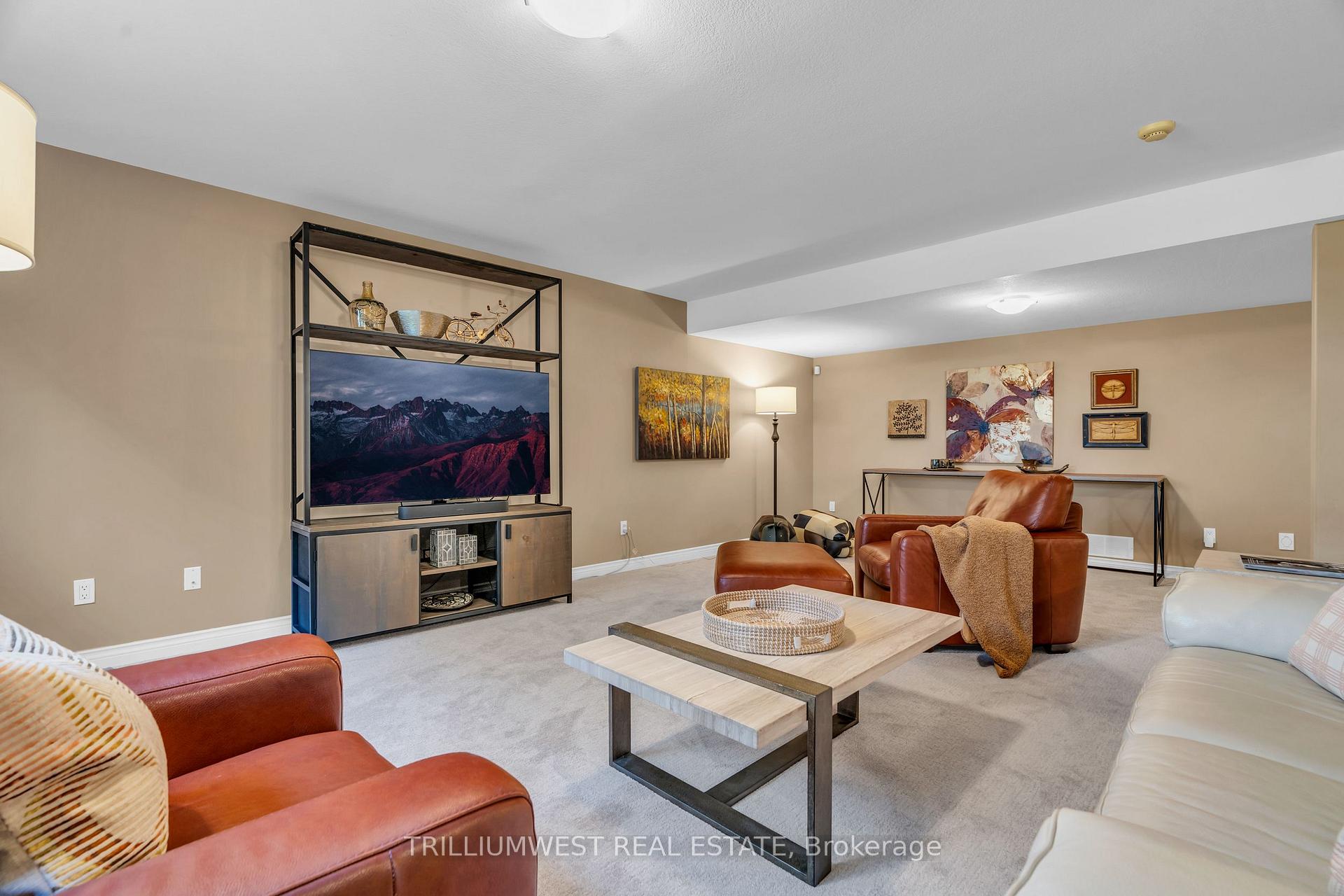 Photo 36 of Unit 9, 260 Deer Ridge Drive, Kitchener — HOMEH