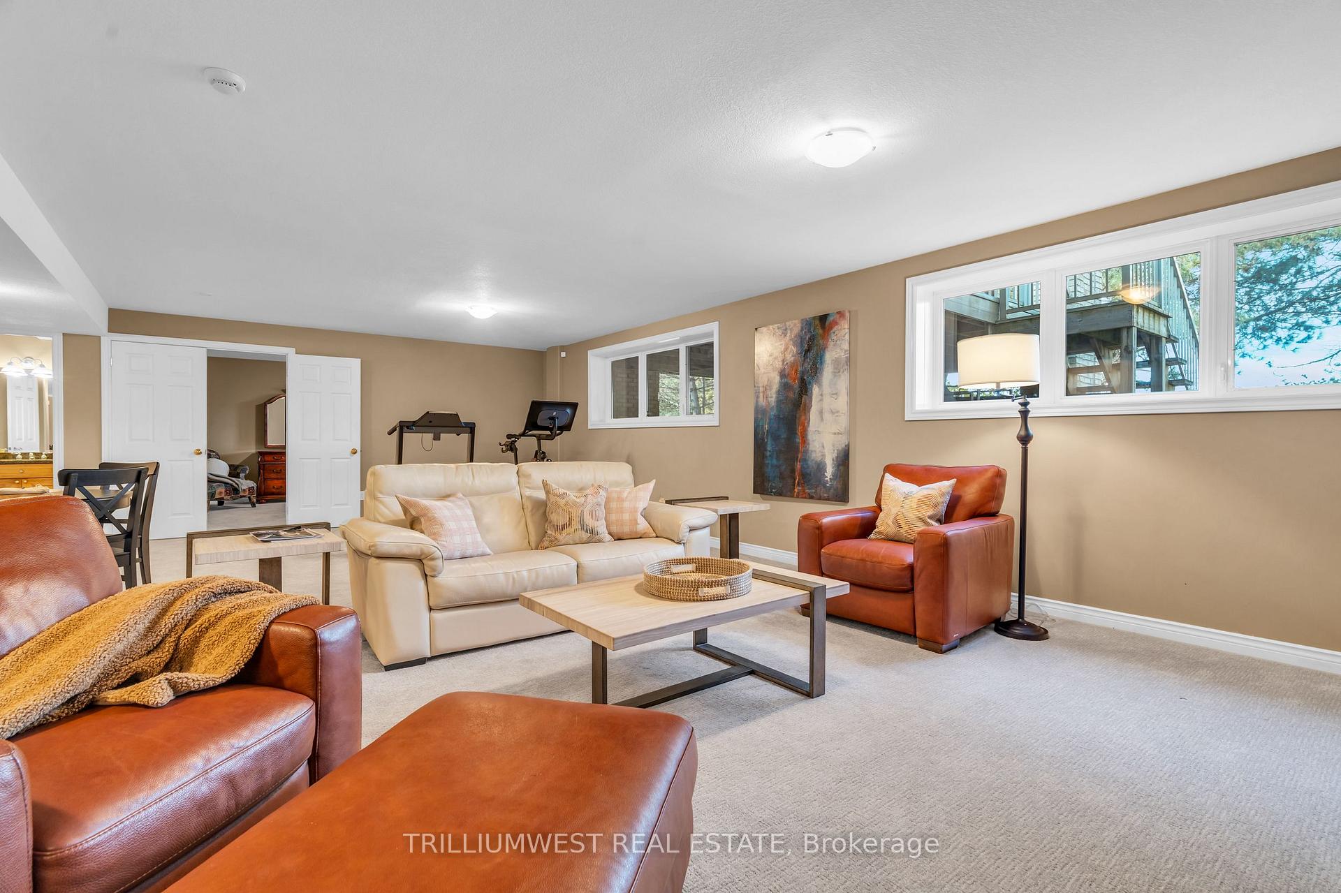 Photo 32 of Unit 9, 260 Deer Ridge Drive, Kitchener — HOMEH