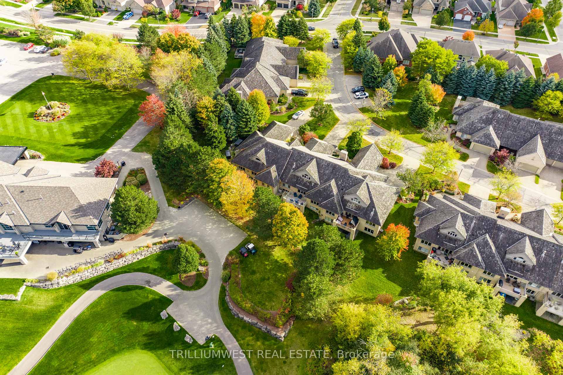 Photo 47 of Unit 9, 260 Deer Ridge Drive, Kitchener — HOMEH