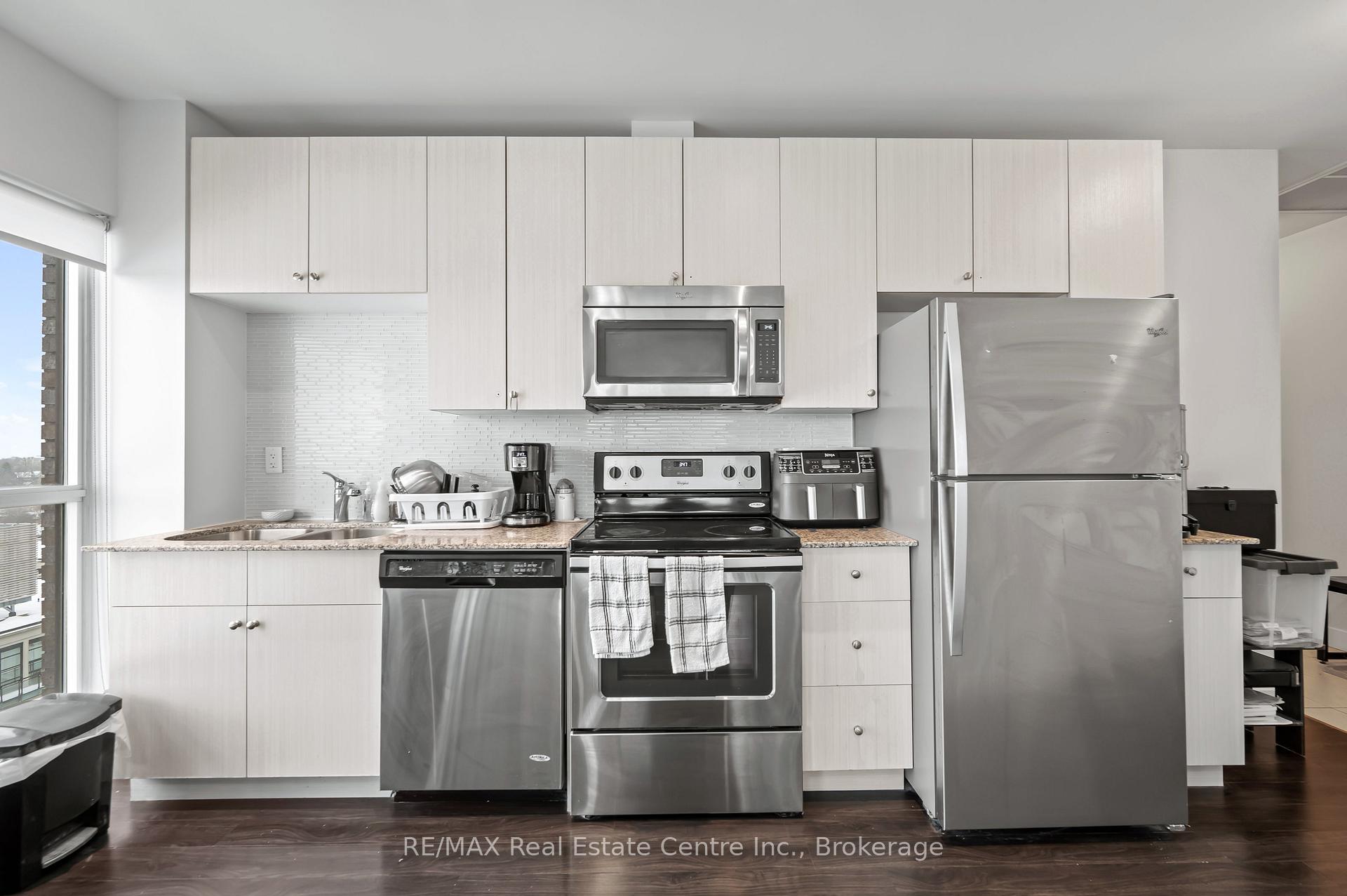 Photo 11 of Unit 1202, 1 Victoria Street S, Kitchener — HOMEH