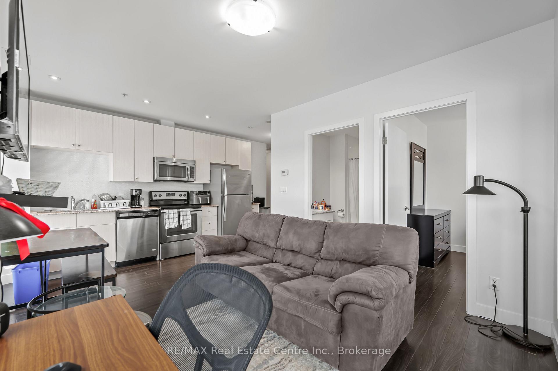 Photo 14 of Unit 1202, 1 Victoria Street S, Kitchener — HOMEH