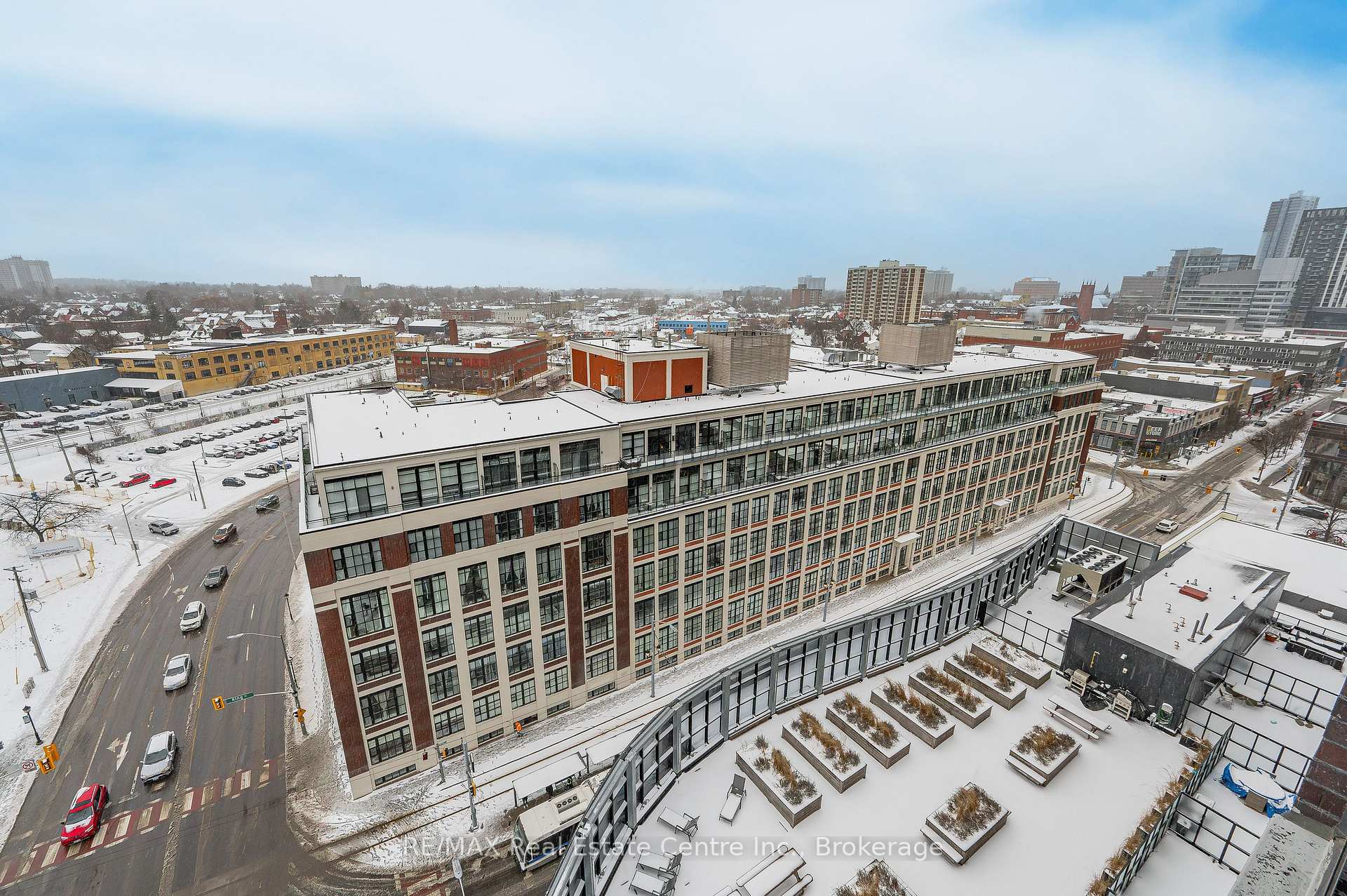 Photo 25 of Unit 1202, 1 Victoria Street S, Kitchener — HOMEH