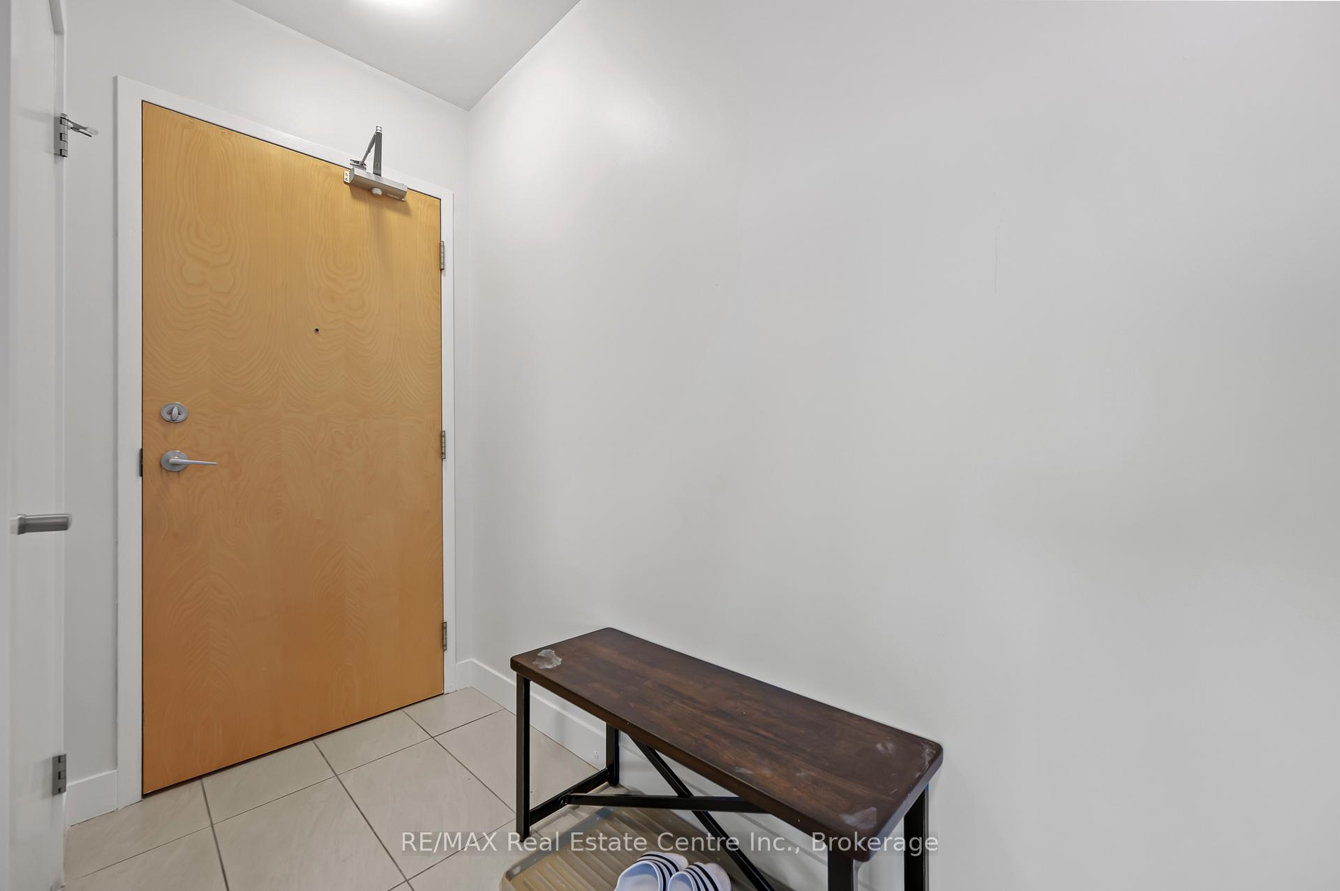 Photo 7 of Unit 1202, 1 Victoria Street S, Kitchener — HOMEH