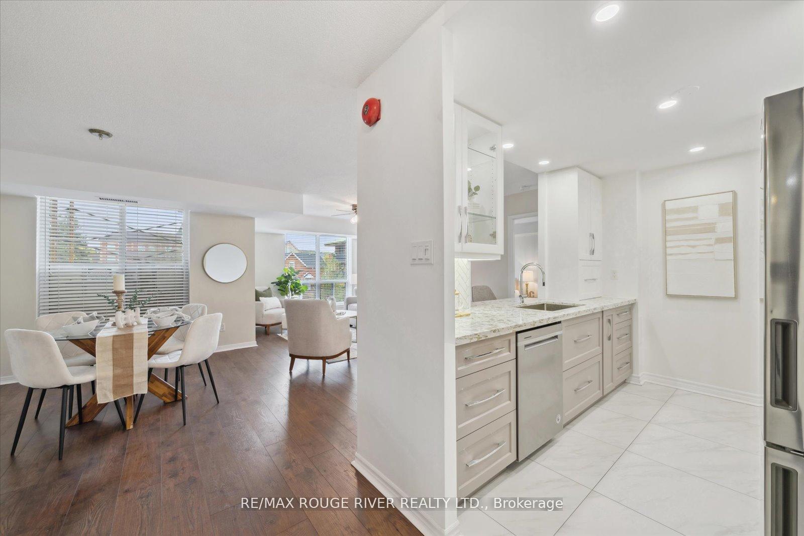 Photo 7 of Unit 210, 30 Wilson Street, Markham, Old Markham Village — HOMEH