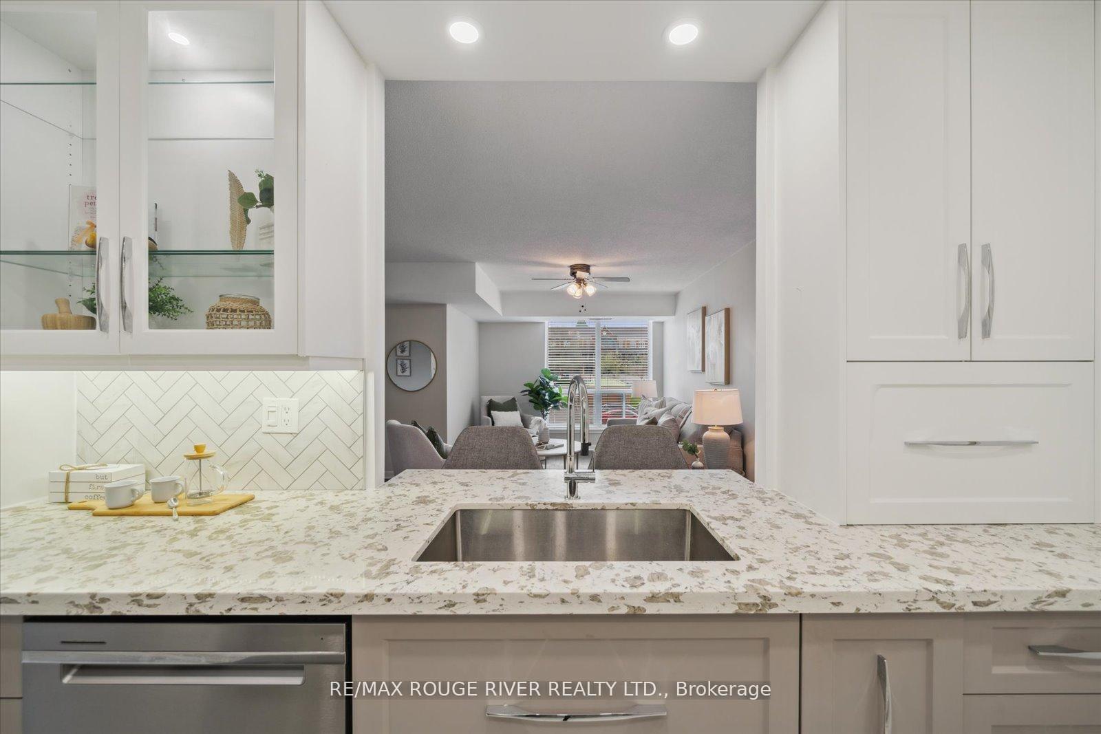 Photo 14 of Unit 210, 30 Wilson Street, Markham, Old Markham Village — HOMEH
