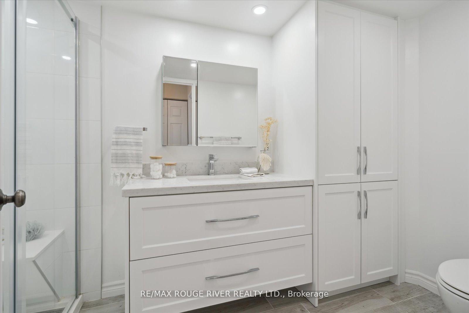 Photo 41 of Unit 210, 30 Wilson Street, Markham, Old Markham Village — HOMEH